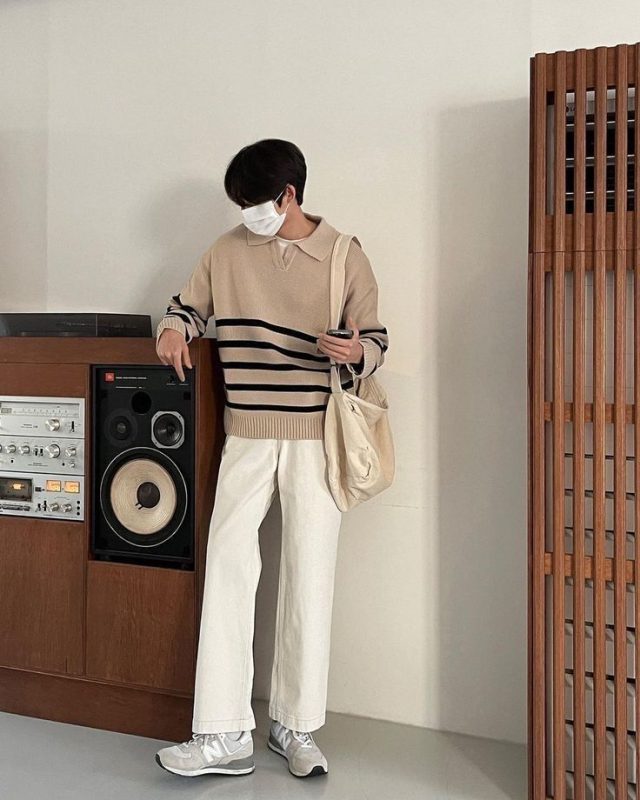 Quần jean trắng với áo hoodie