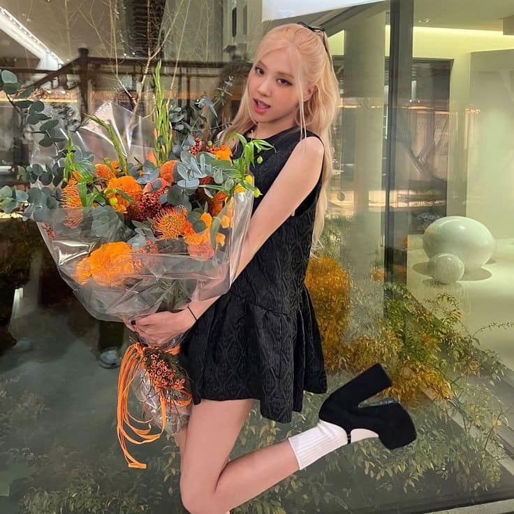 ảnh Rosé hiếm
