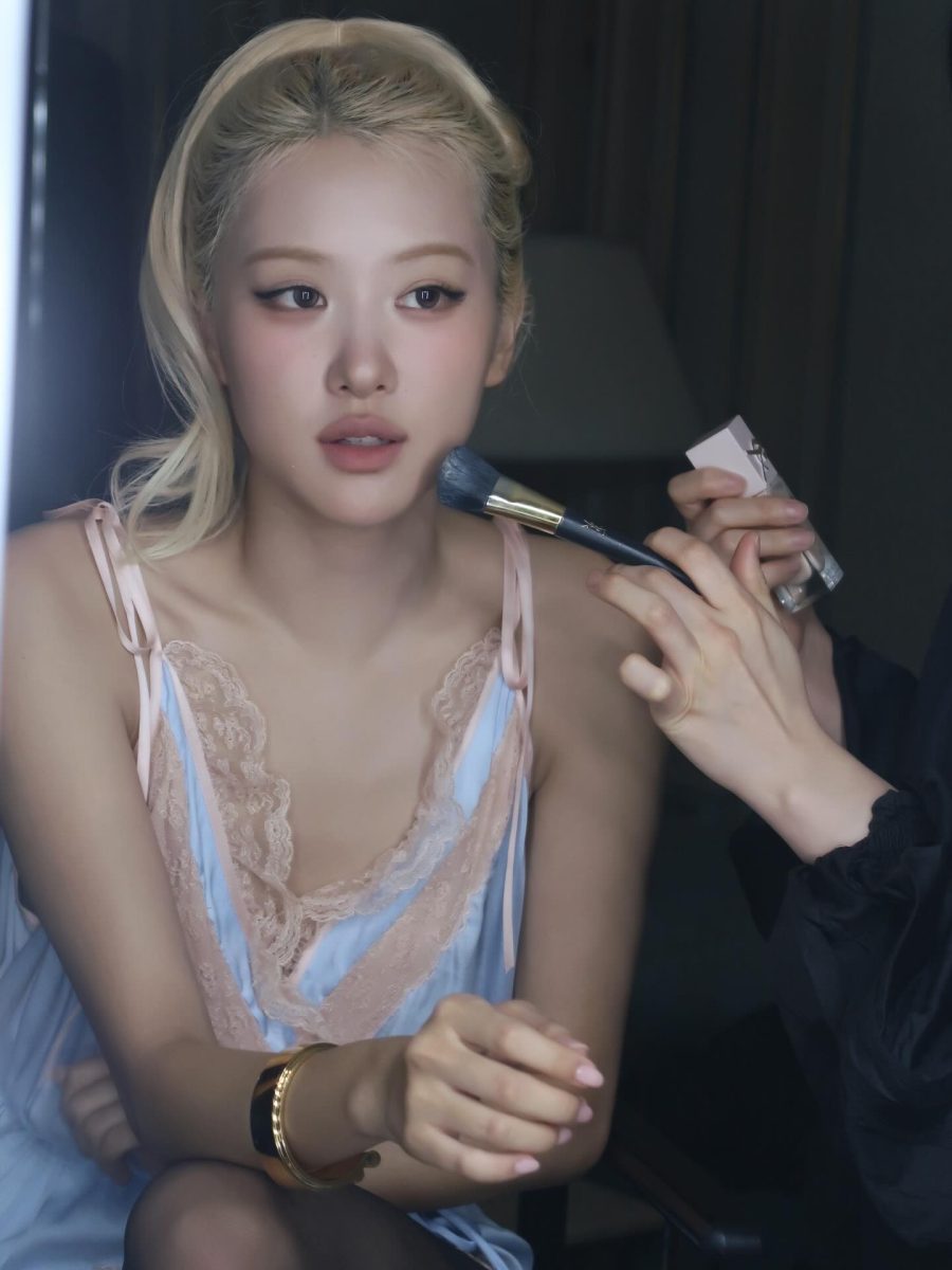 ảnh Rosé hiếm