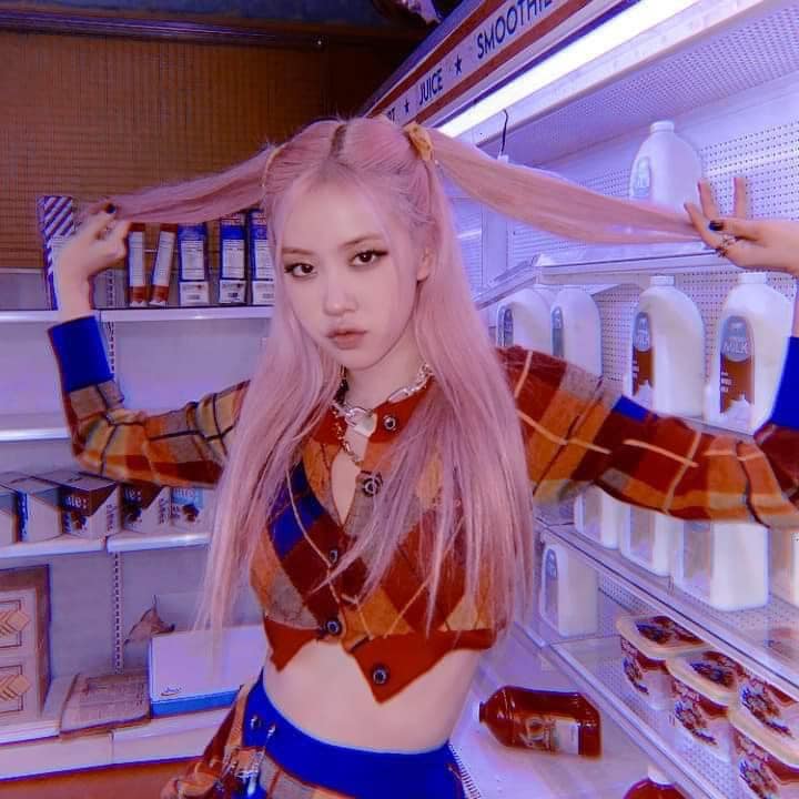 ảnh Rosé hiếm