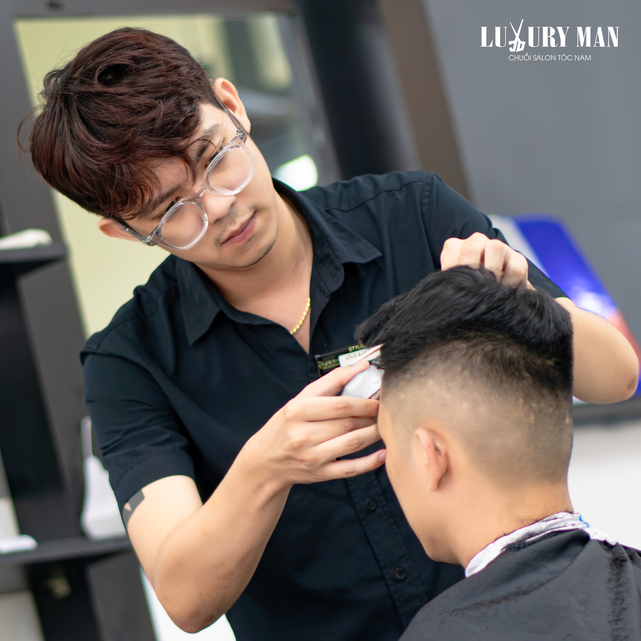 lịch cắt tóc tháng 12 2025