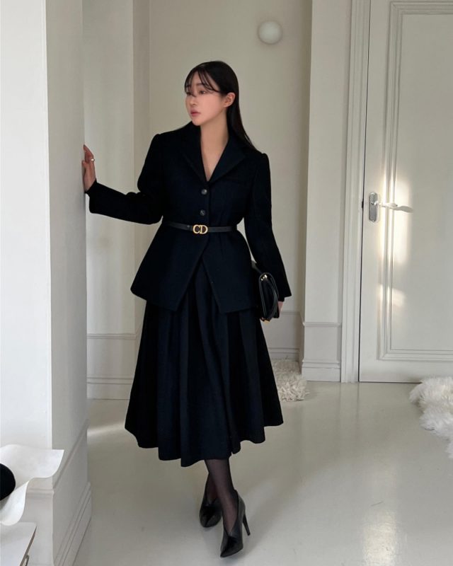 Mix áo blazer cho người thấp phong cách công sở