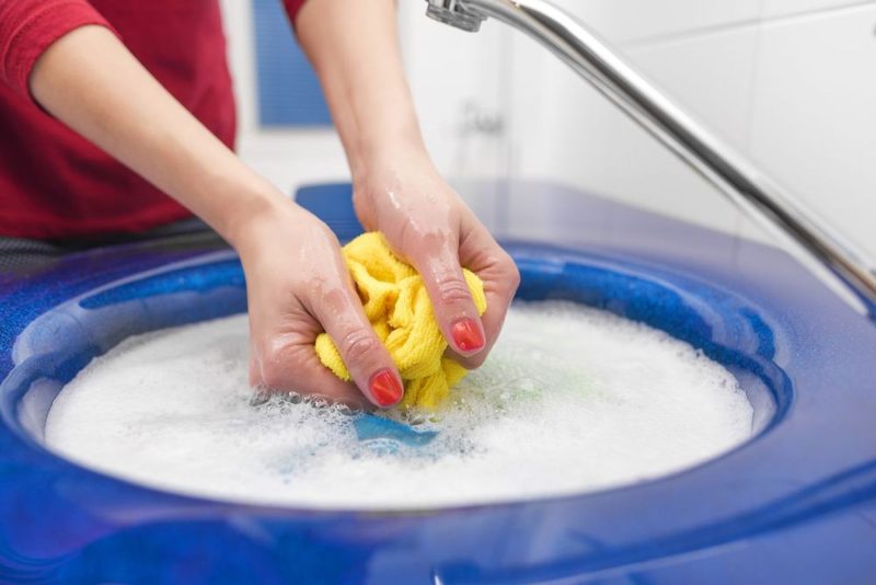 giặt đồ lụa và len bằng tay