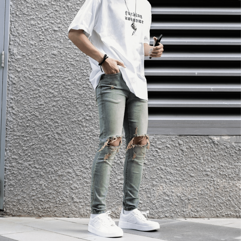 Phong cách streetwear khi phối đồ với giày sneaker nam