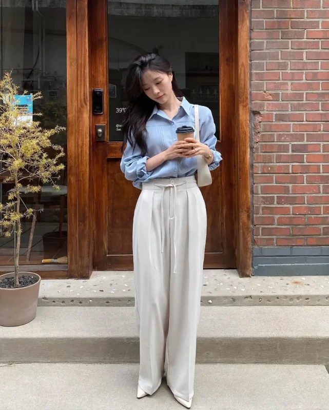 cách phối quần ống loe với áo sơ mi