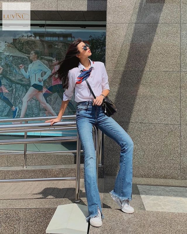 phối đồ với quần ống loe và croptop
