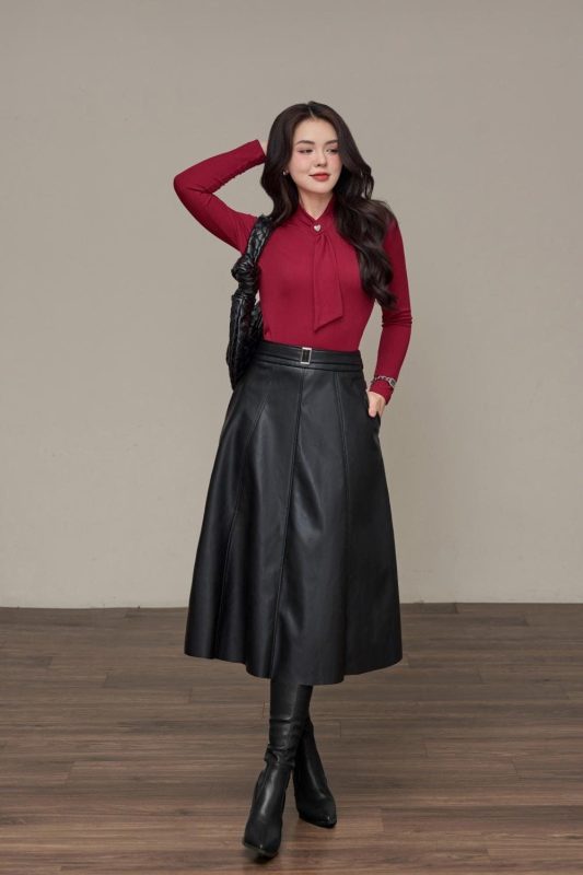 Chân váy xòe dài phối áo sweater năng động