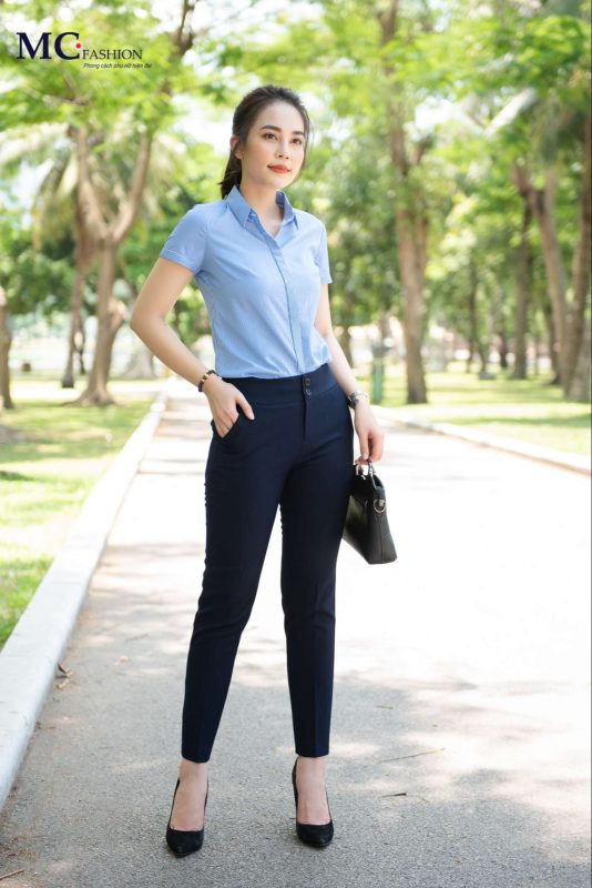 phối đồ với quần âu nữ và áo blazer