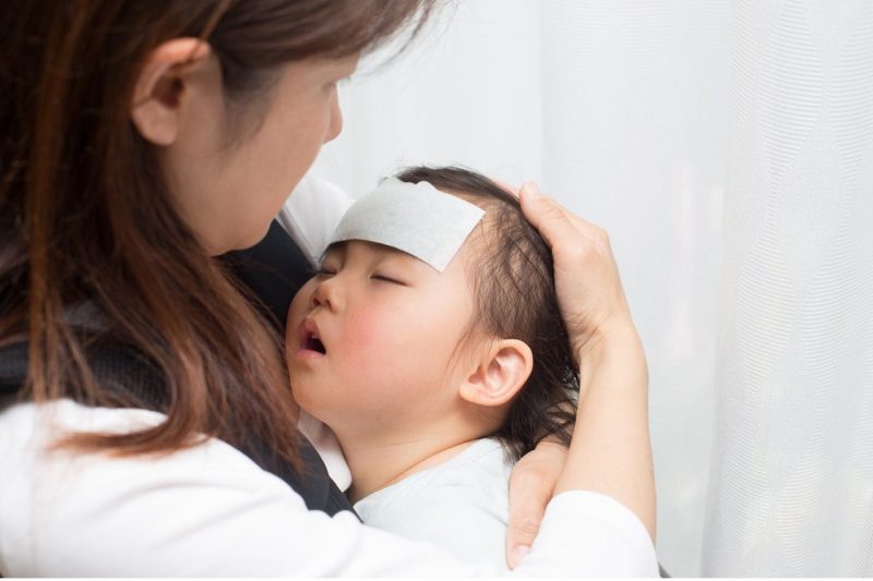 mơ thấy con nít khóc