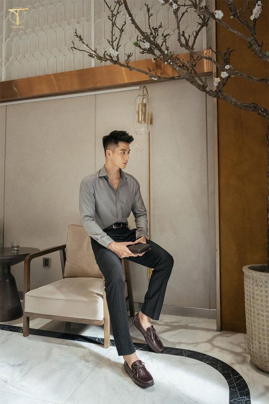 Phối đồ với giày lười nam và quần tây