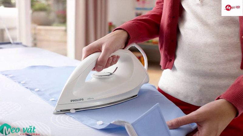 cách ủi đồ len không bị co rút