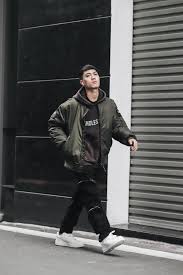 style áo bomber nam cá tính