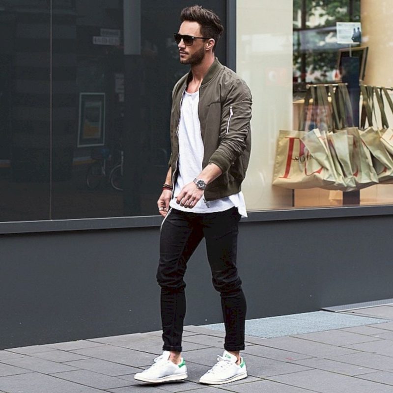 phối đồ với áo bomber nam và quần kaki