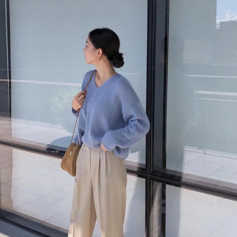 Cách phối đồ với áo len nữ và chân váy dài