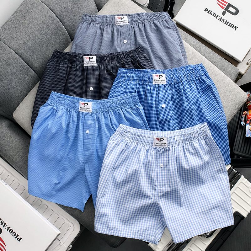 Cách xếp quần đùi jean và kaki cứng cáp