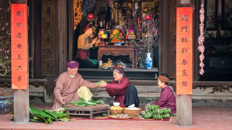 Trang phục hợp mệnh cho câu hỏi 29 tết có tốt không