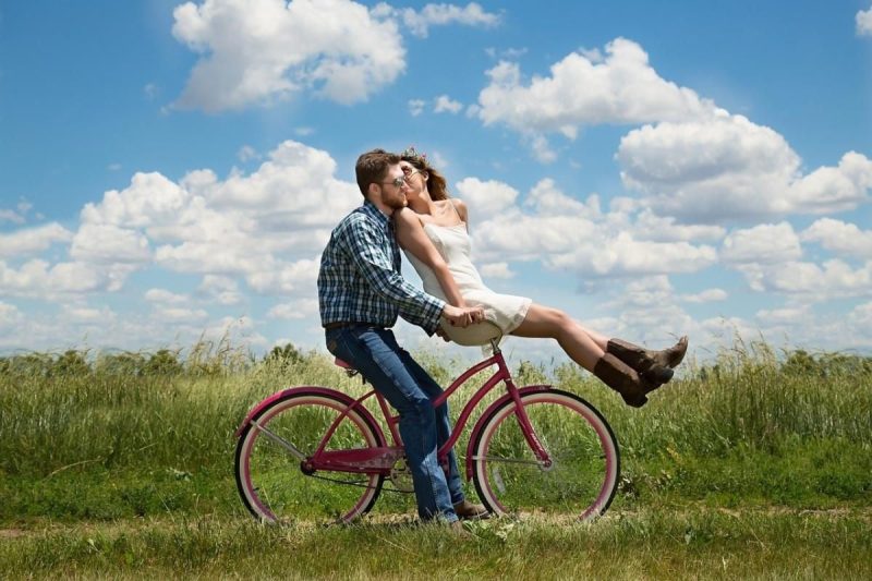 Cung Xử Nữ nam hợp với cung nào trong tình yêu