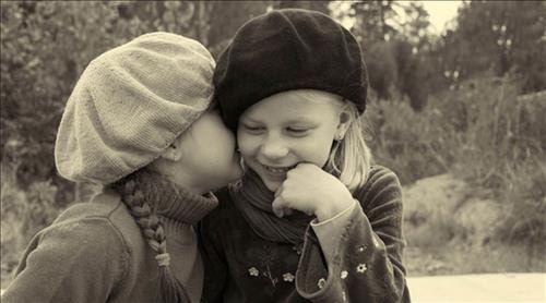 nằm mơ thấy bạn cũ đã mất