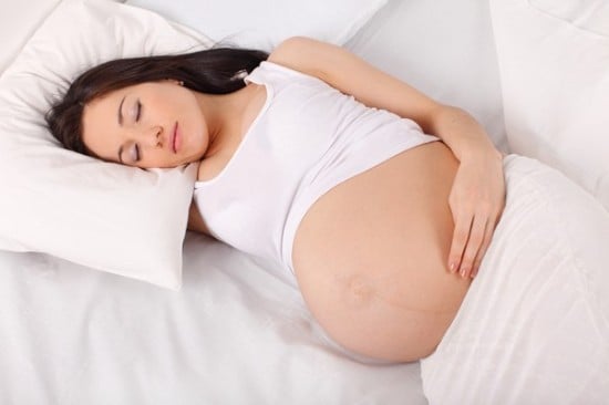 Mơ thấy người lạ có bầu là điềm may mắn