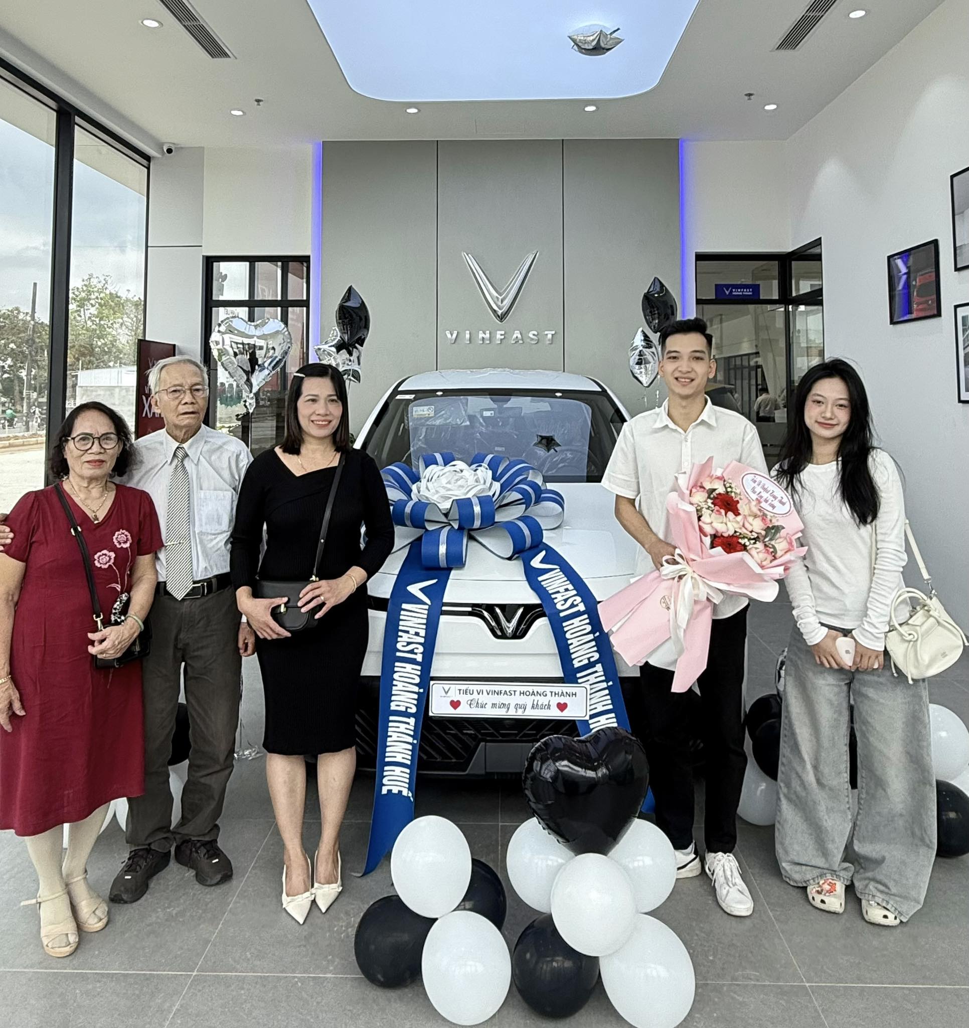ngày đẹp mua xe tháng 2 2026
