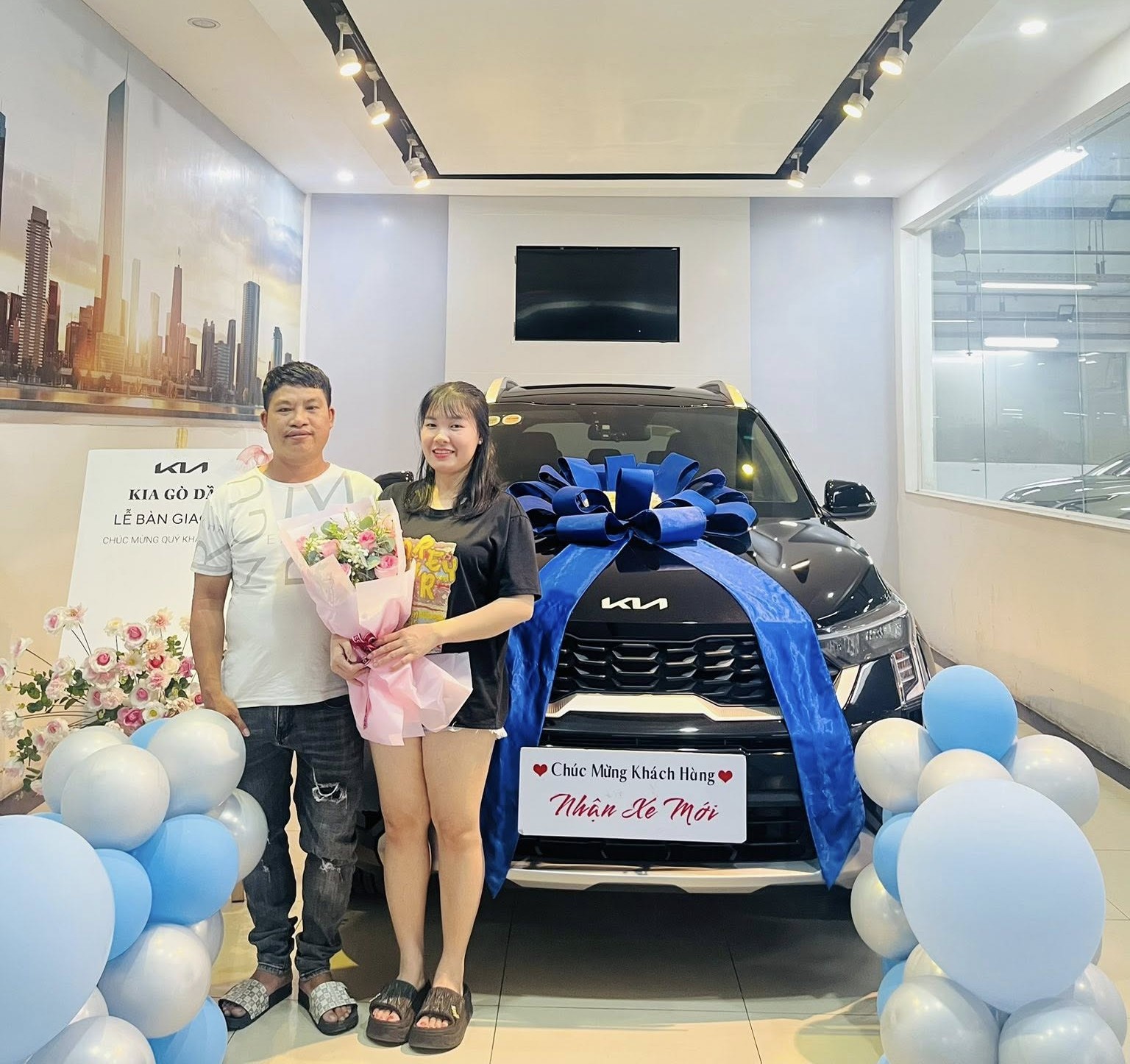 ngày đẹp mua xe tháng 2 năm 2026