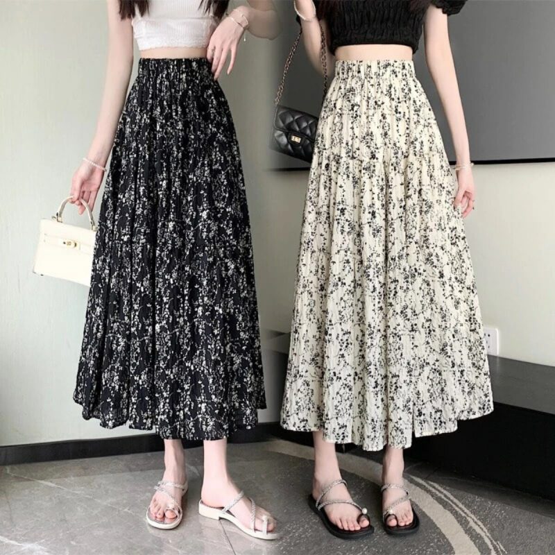 chân váy hoa nhí phối đồ mùa đông