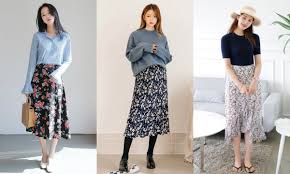 chân váy hoa nhí mặc với áo croptop