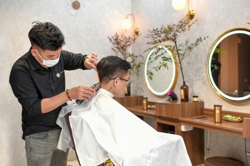 mùng 4 nên cắt tóc không