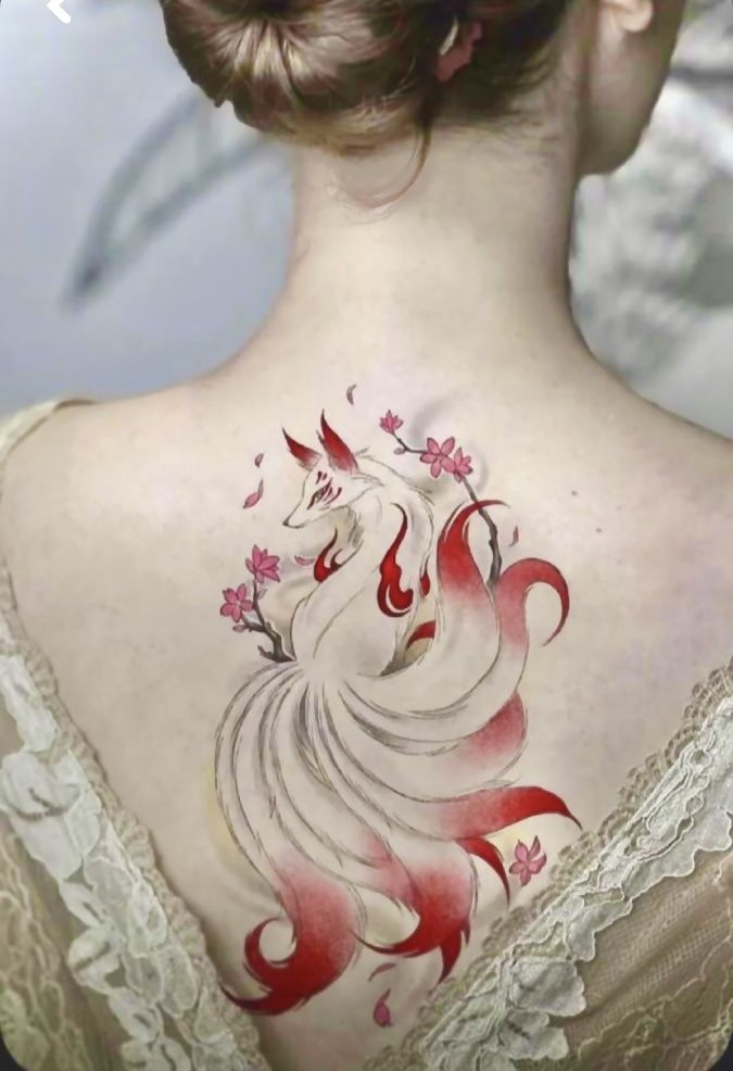 hình xăm cửu vĩ hồ ở đùi