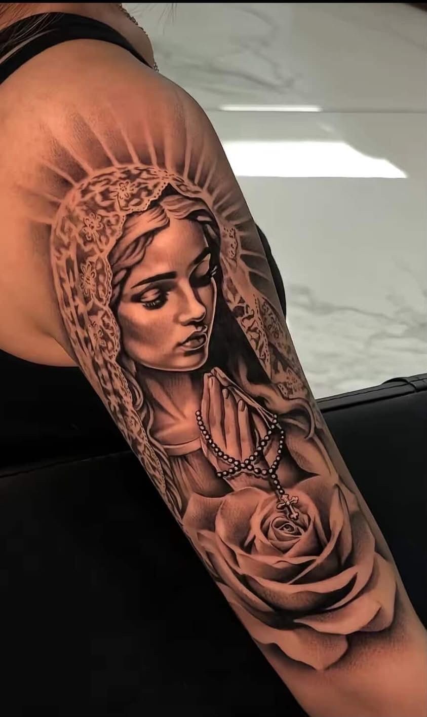 hình xăm Đức Mẹ Maria
