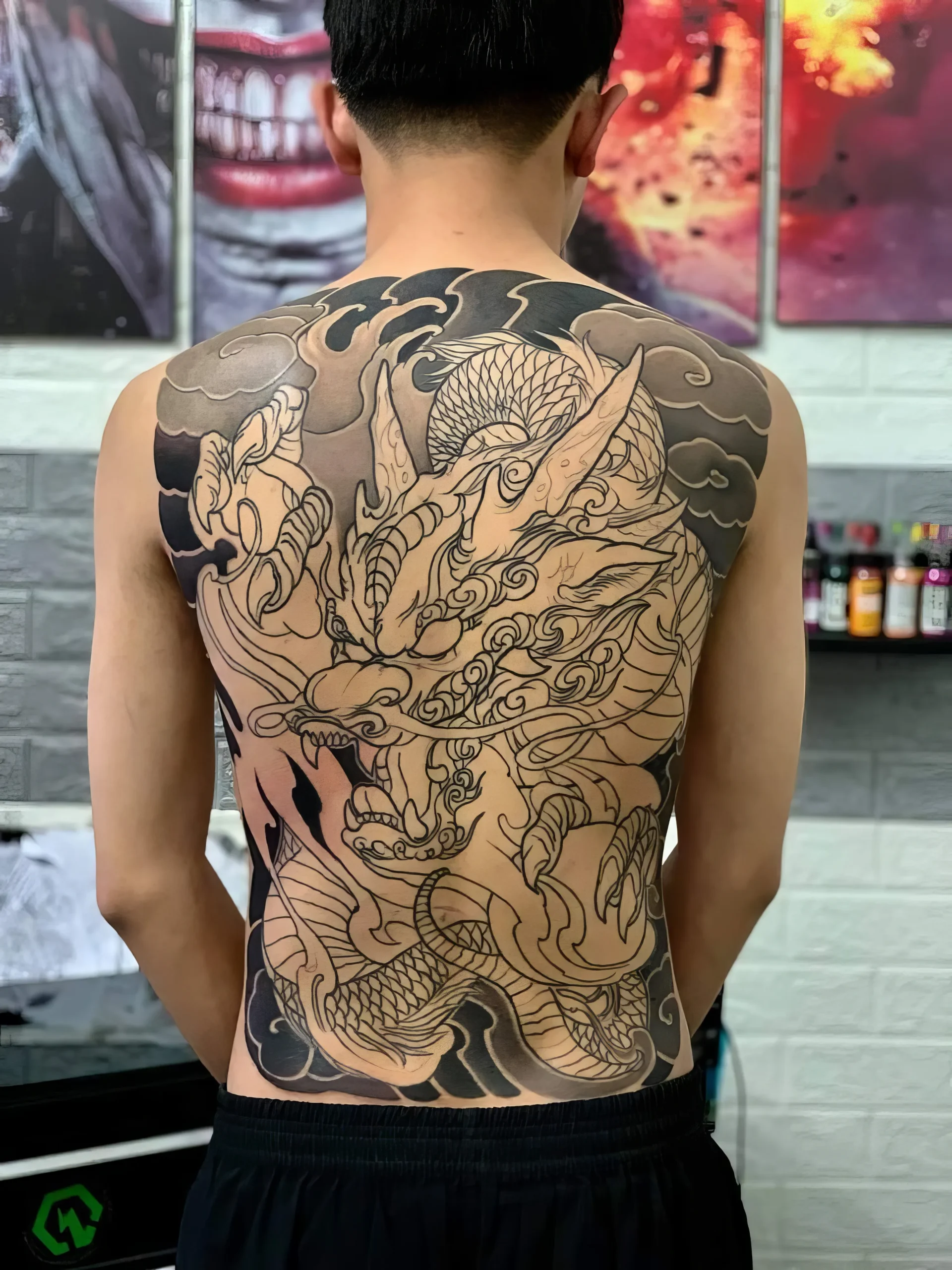 hình xăm full lưng