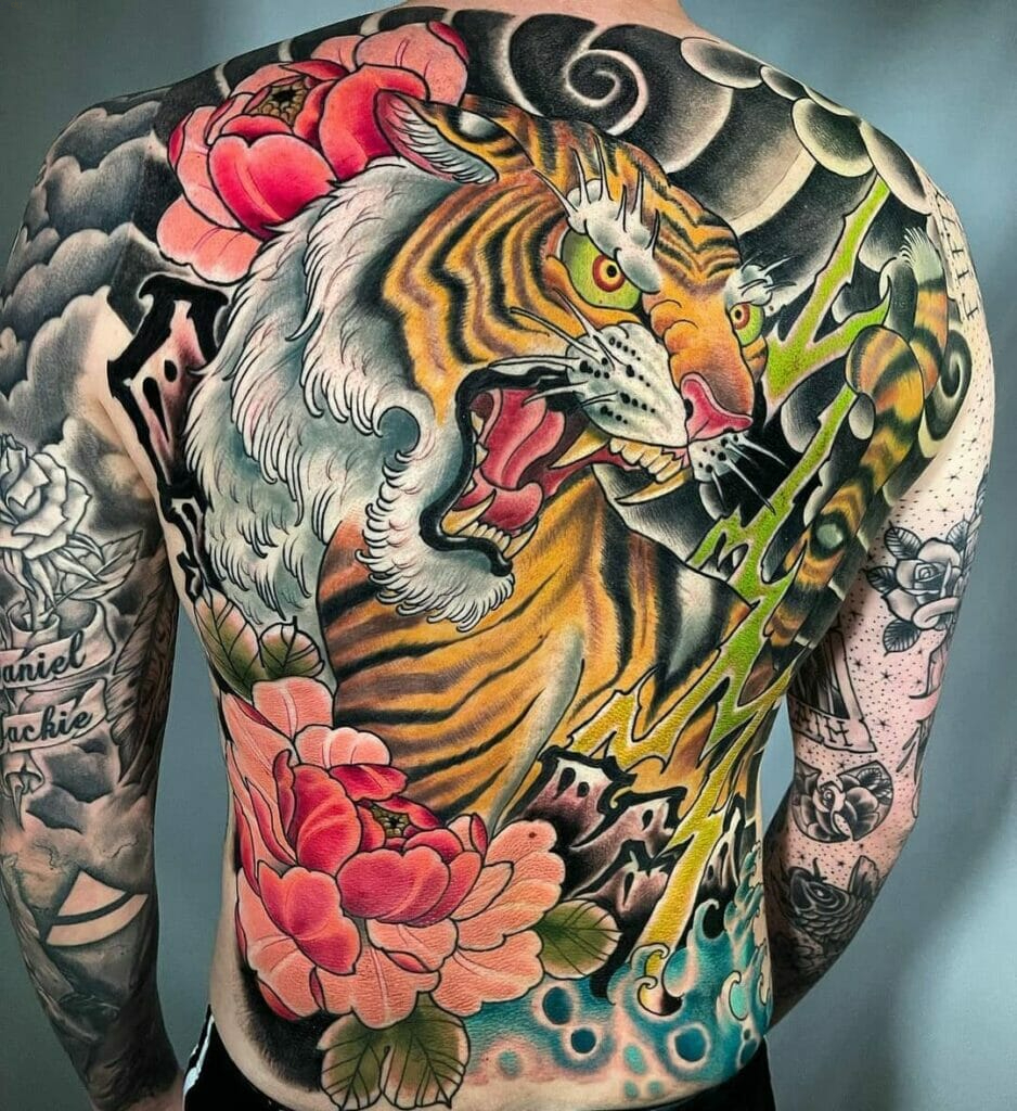 hình xăm full lưng