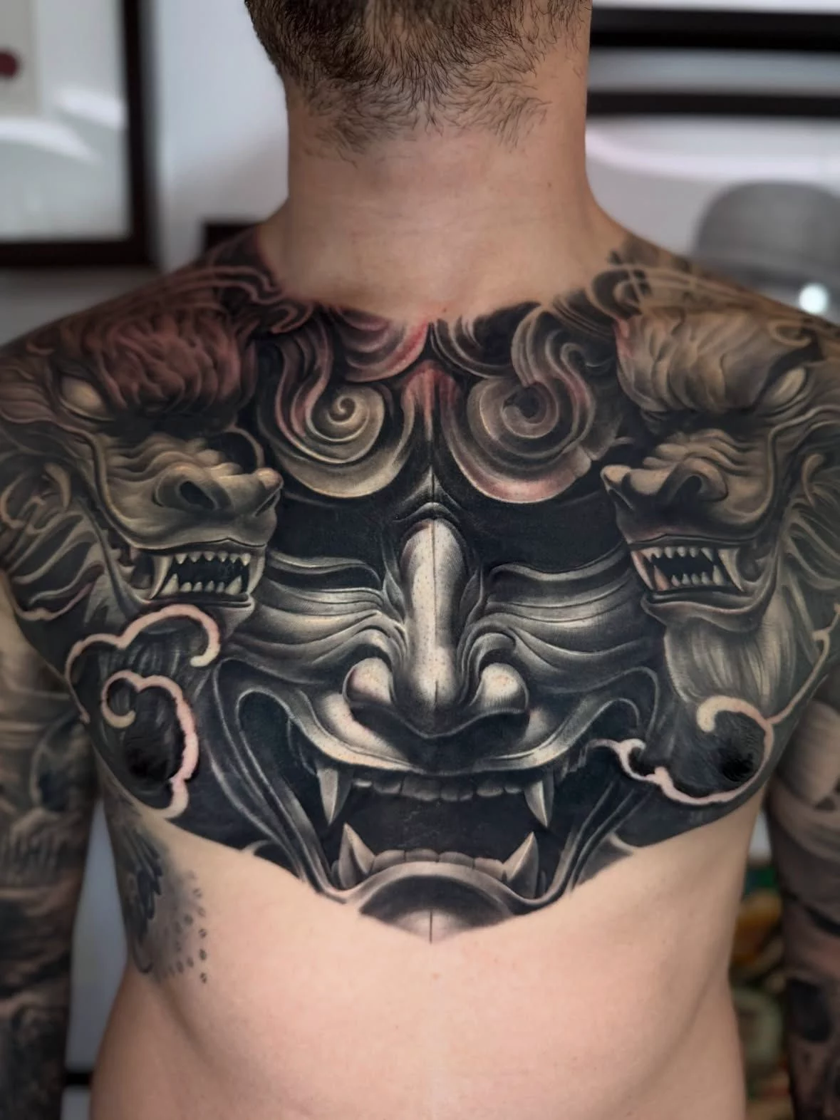hình xăm full ngực nam đẹp