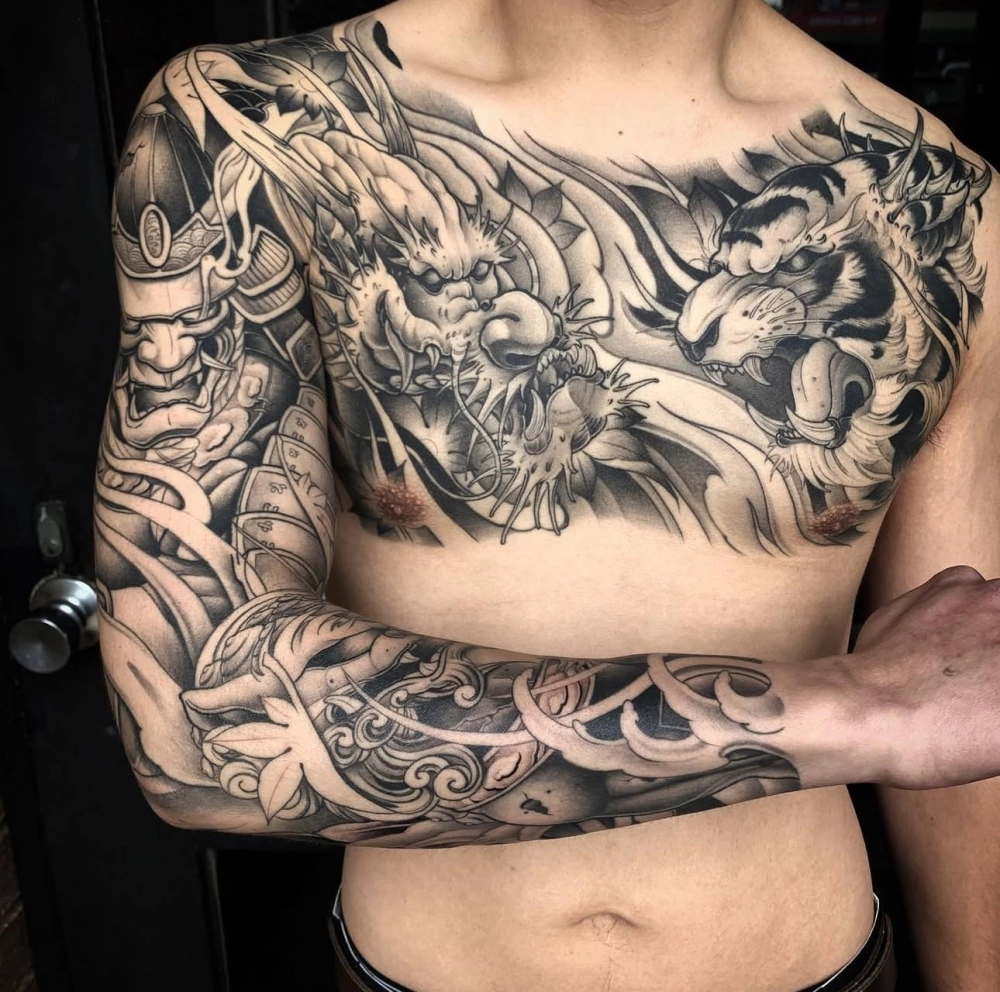 hình xăm full ngực
