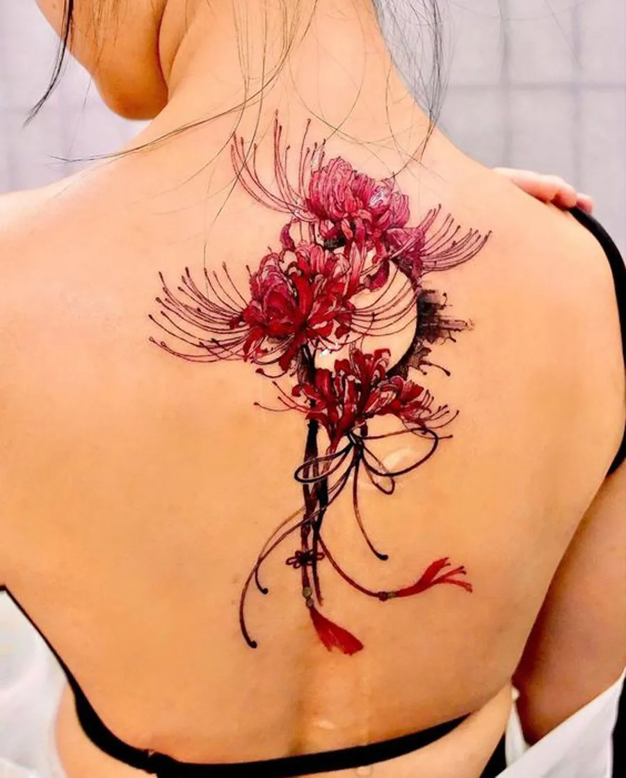 hình xăm hoa bỉ ngạn