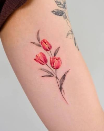 hình xăm hoa tulip mini
