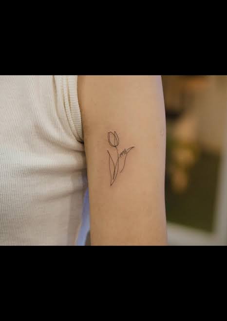 hình xăm hoa tulip