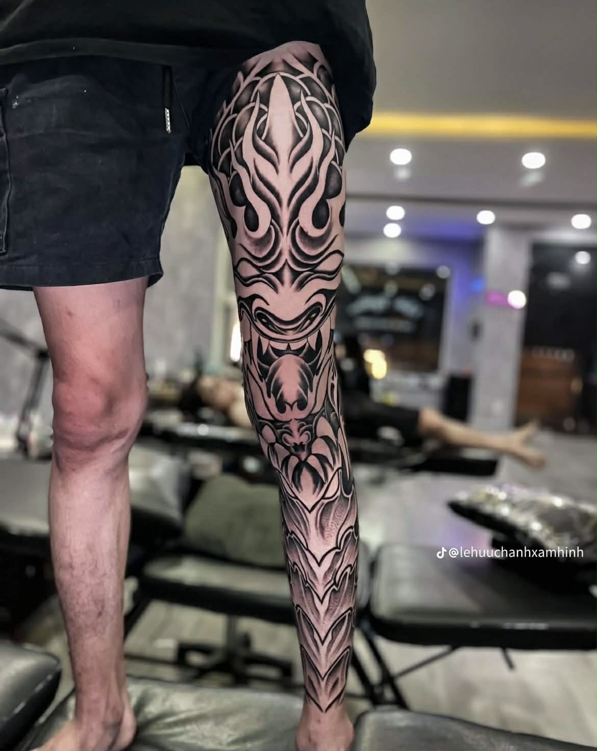 hình xăm quỷ ráp tay