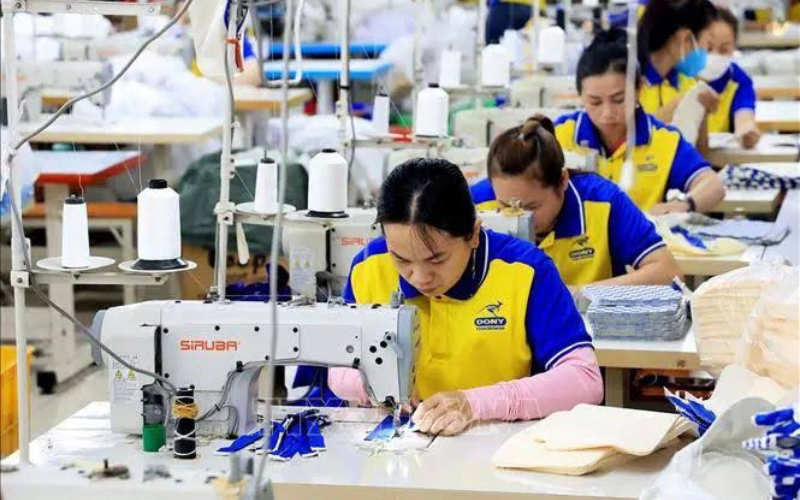 Xưởng may đồng phục công ty DONY